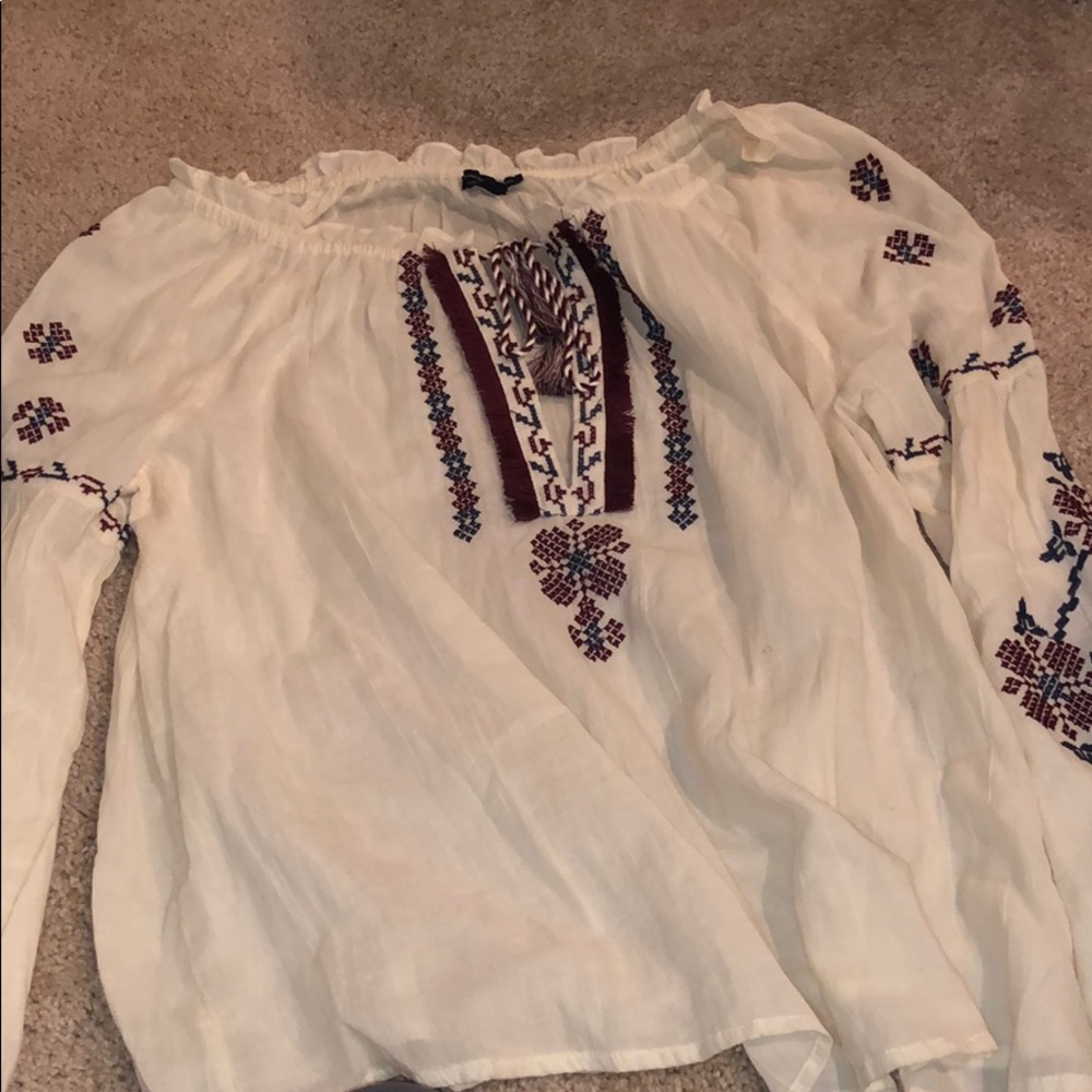 American Eagle top